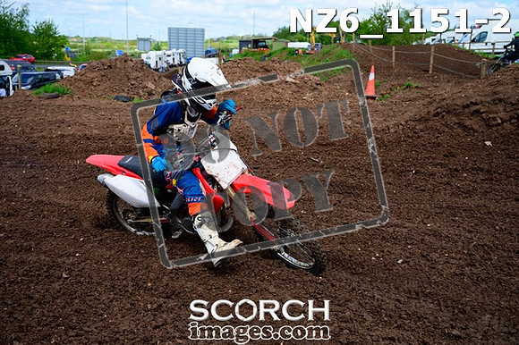 NZ6_1151-2