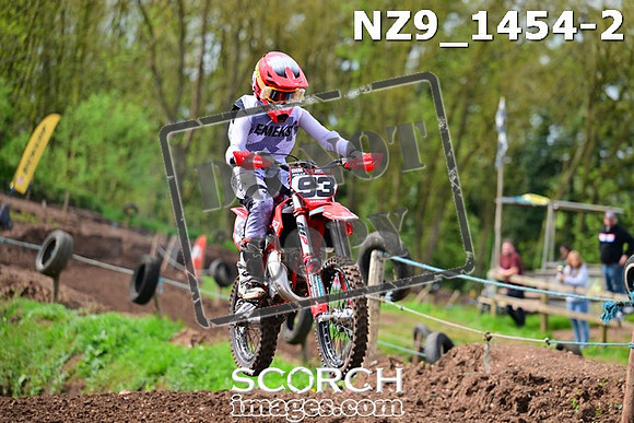 NZ9_1454-2