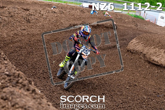 NZ6_1112-2