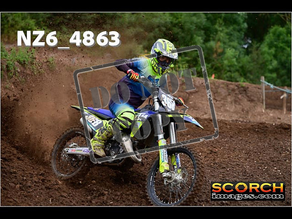 Experts-059