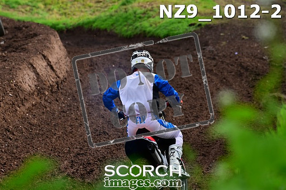 NZ9_1012-2