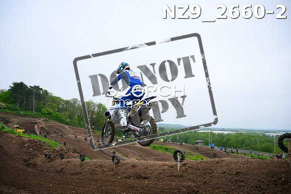 NZ9_2660-2
