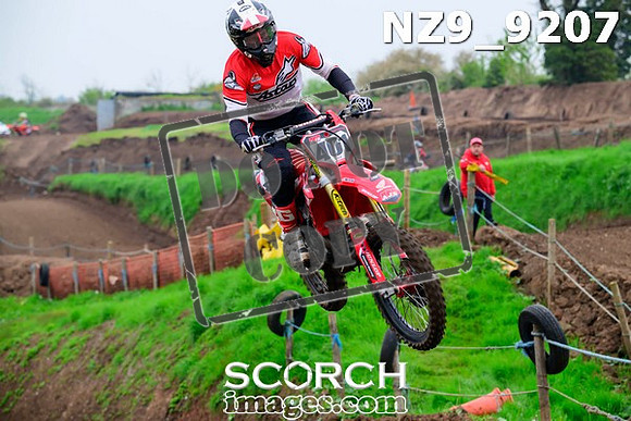 NZ9_9207