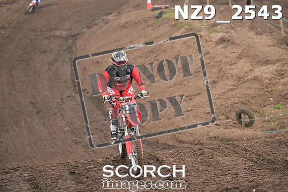 NZ9_2543