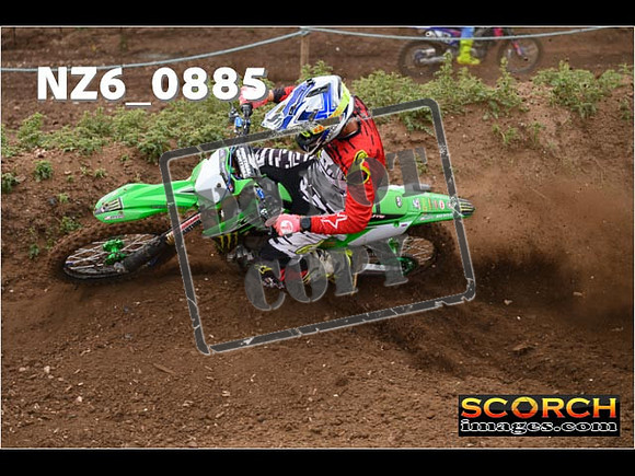 Experts-078