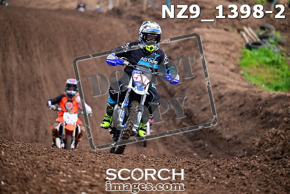 NZ9_1398-2