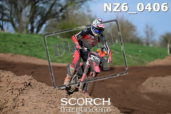 NZ6_0406
