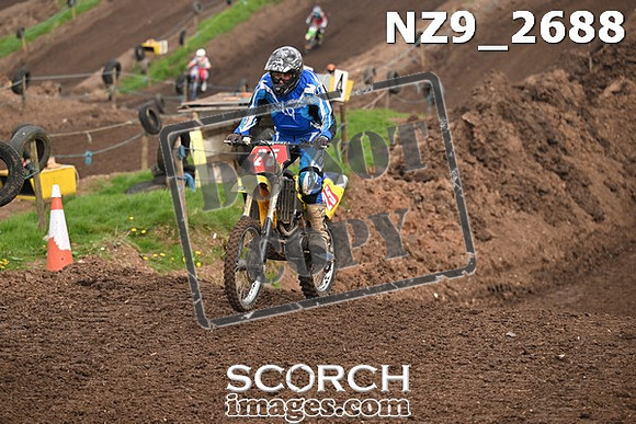 NZ9_2688