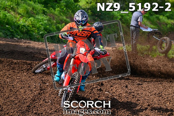NZ9_5192-2
