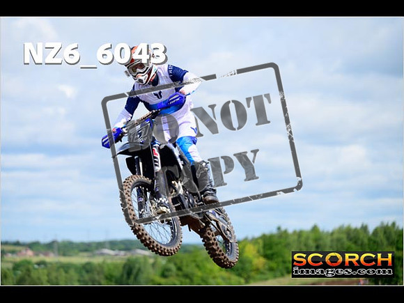 Experts-087
