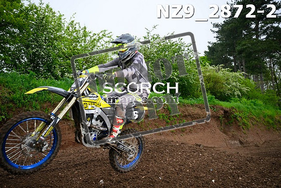 NZ9_2872-2