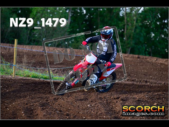 Inters-074