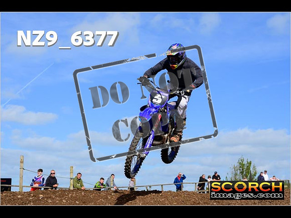 Experts-209