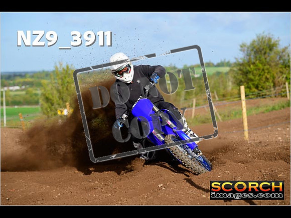 Experts-057