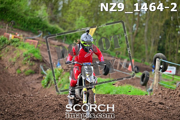 NZ9_1464-2