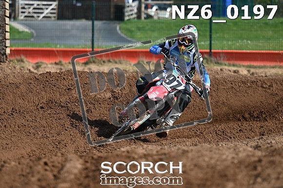 NZ6_0197