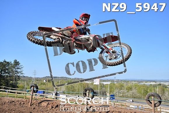 NZ9_5947