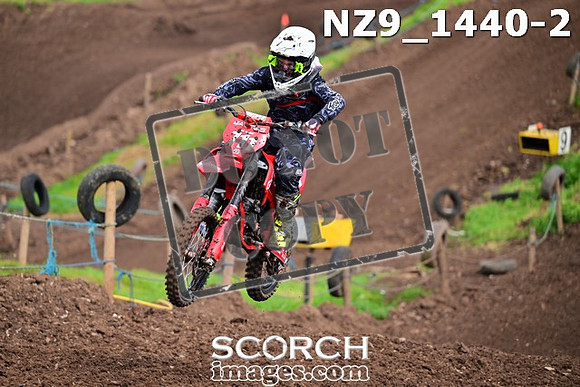 NZ9_1440-2