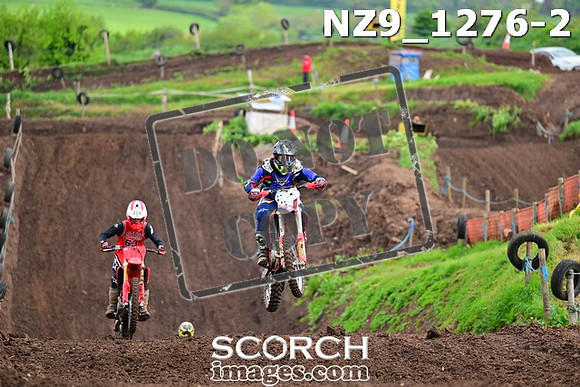NZ9_1276-2