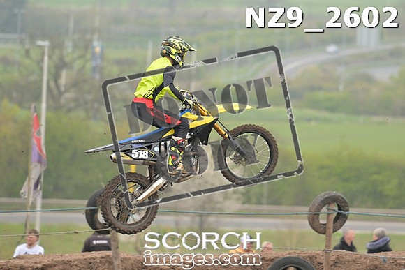 NZ9_2602