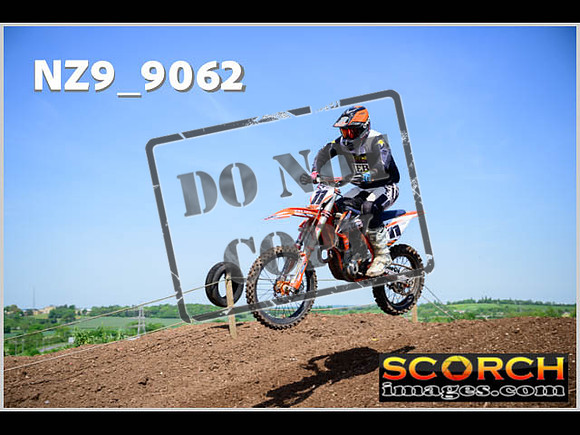 Experts-130