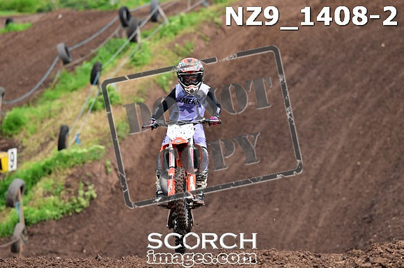NZ9_1408-2