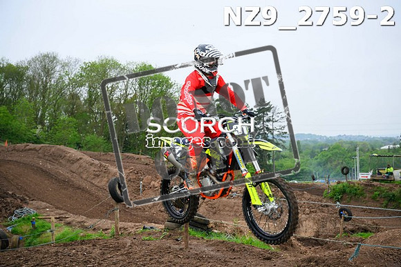 NZ9_2759-2