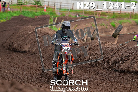 NZ9_1241-2