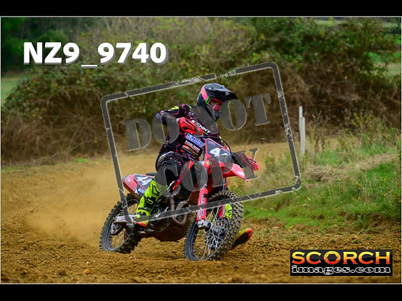 Experts-163