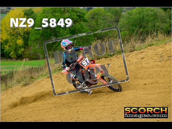 85's-057