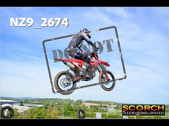 Experts-120