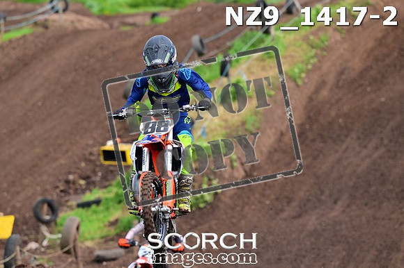 NZ9_1417-2