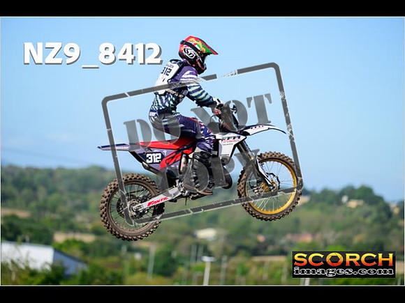 Experts-174