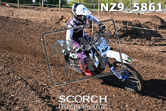 NZ9_5861