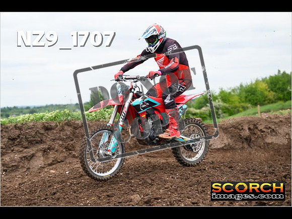 Thur08May-028