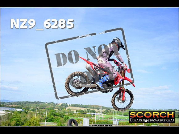 Experts-136