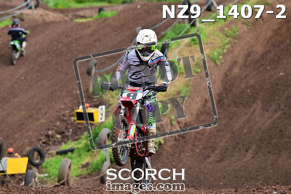 NZ9_1407-2