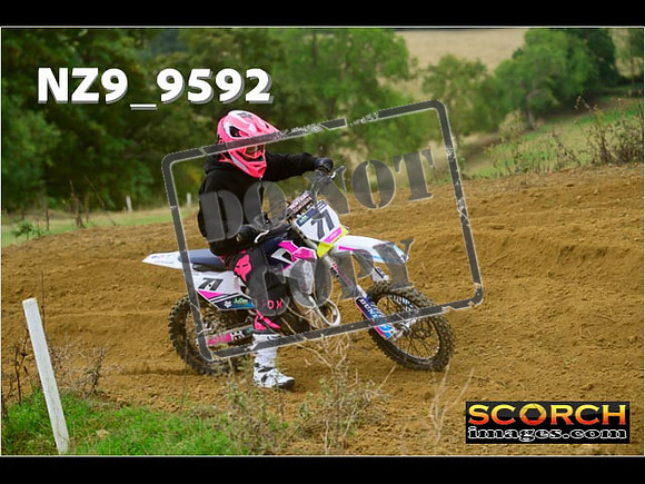 85's-082