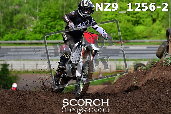 NZ9_1256-2