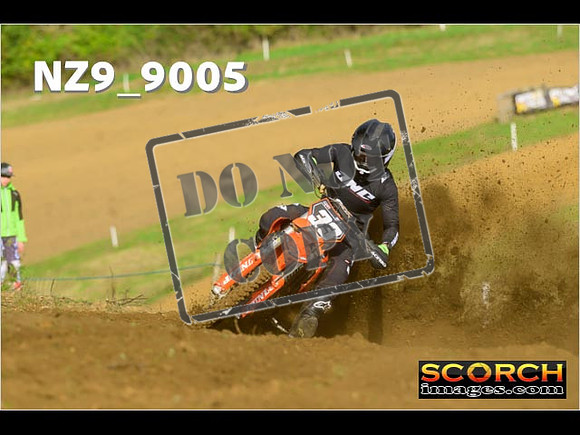 Experts-050