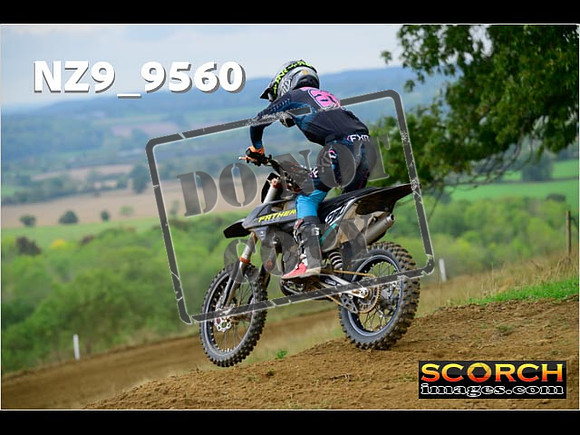 85's-050