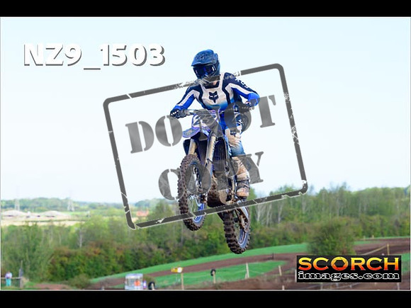 Inters-098