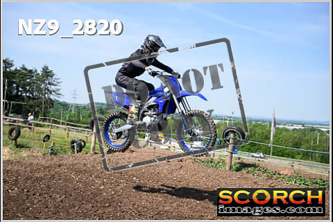 Apex Thur 15-Jun-044
