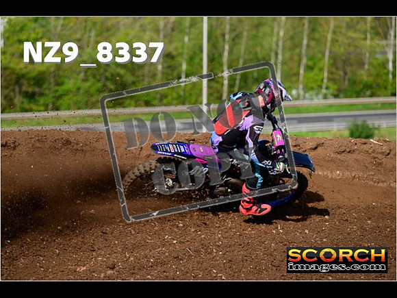 Experts-105