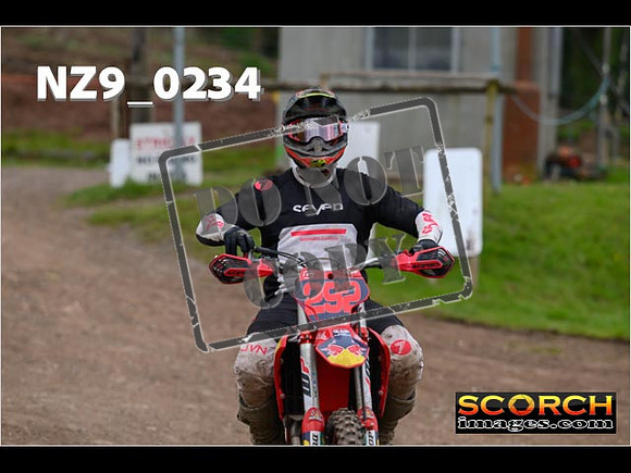 Thur25Apr-337