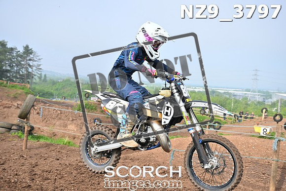 NZ9_3797