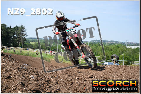 Apex Thur 15-Jun-028