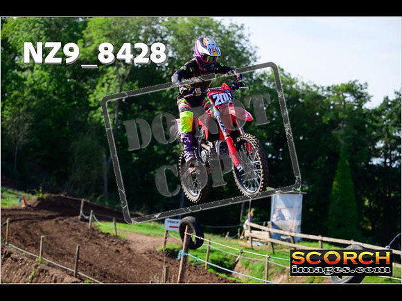 Experts-189