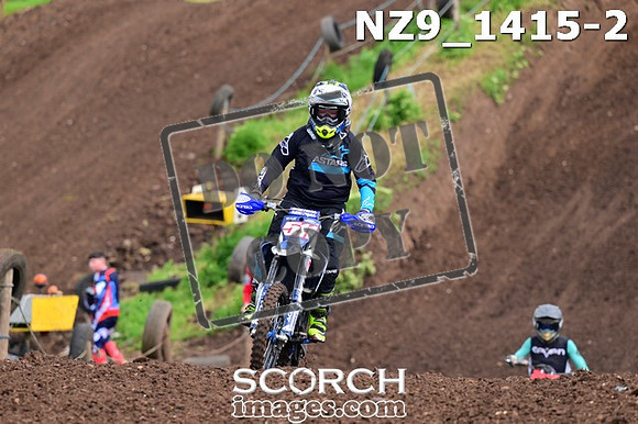 NZ9_1415-2