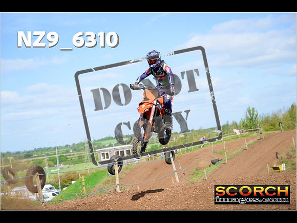 Experts-158